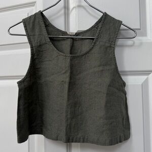 Loveocean Rue crop top linen in pine green